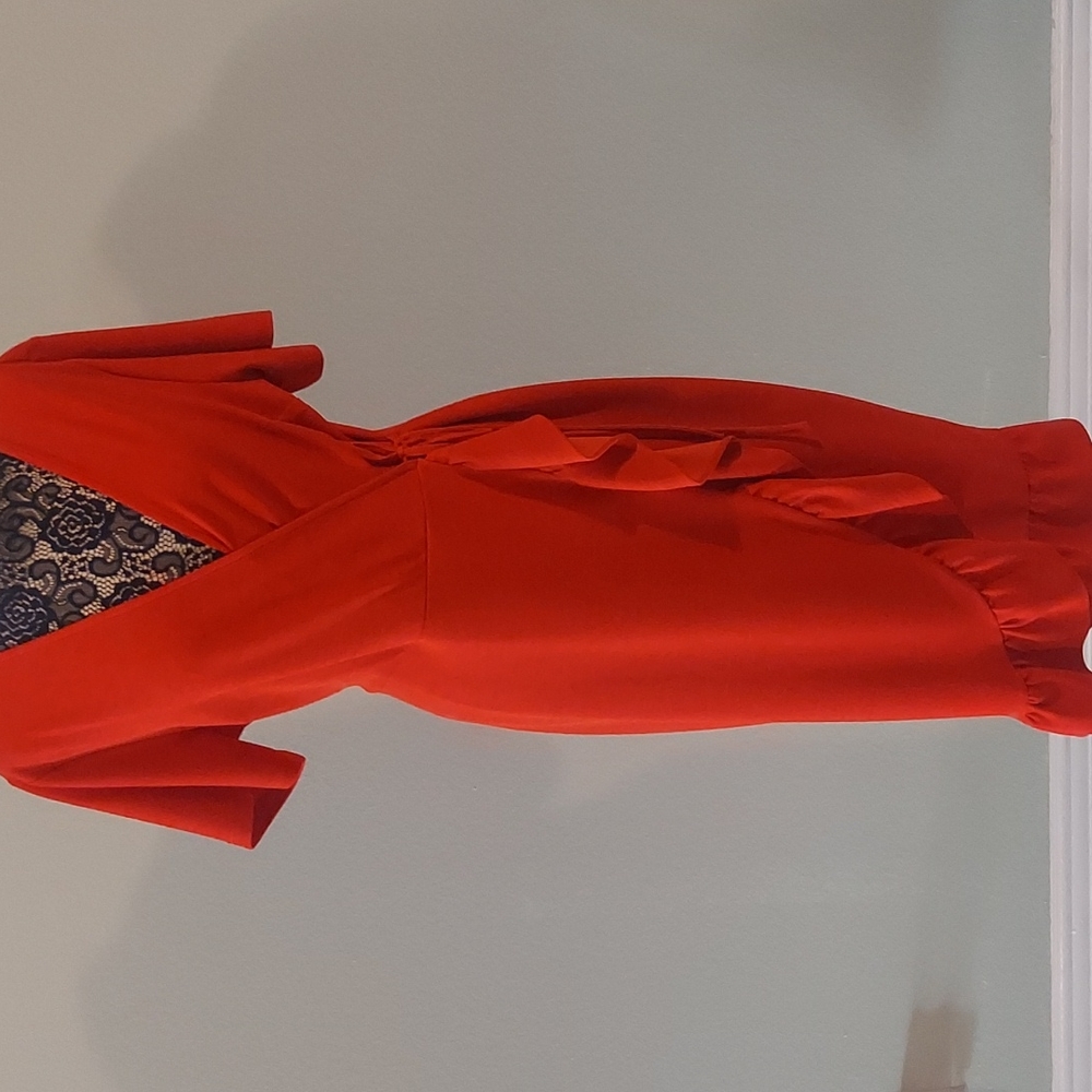 Red vneck dress